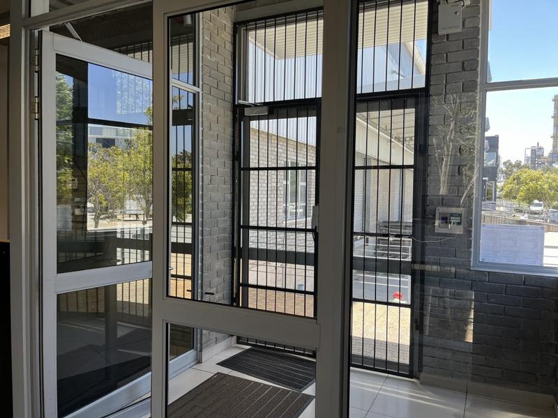 To Let commercial Property for Rent in Montague Gardens Western Cape